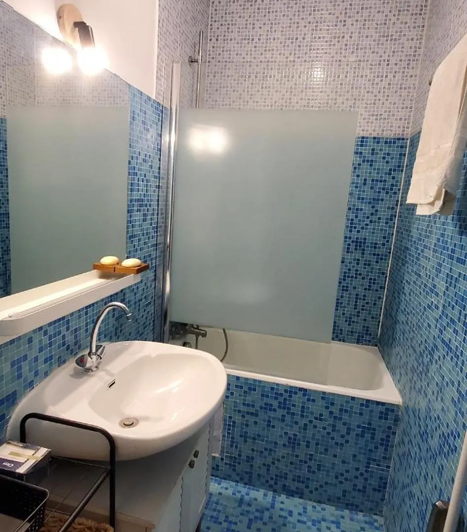 Centre Apartment *